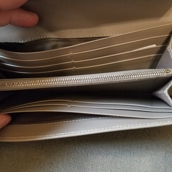 Grey Dot Com By The Way Long Continental Leather Wallet. - Picture 9 of 11